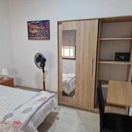 Habitacion Individual Privada, Piso De 3 Habitaciones Con Areas Compartidas La Laguna  Bagian luar foto