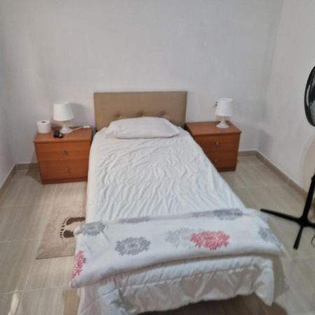 Habitacion Individual Privada, Piso De 3 Habitaciones Con Areas Compartidas La Laguna  Bagian luar foto