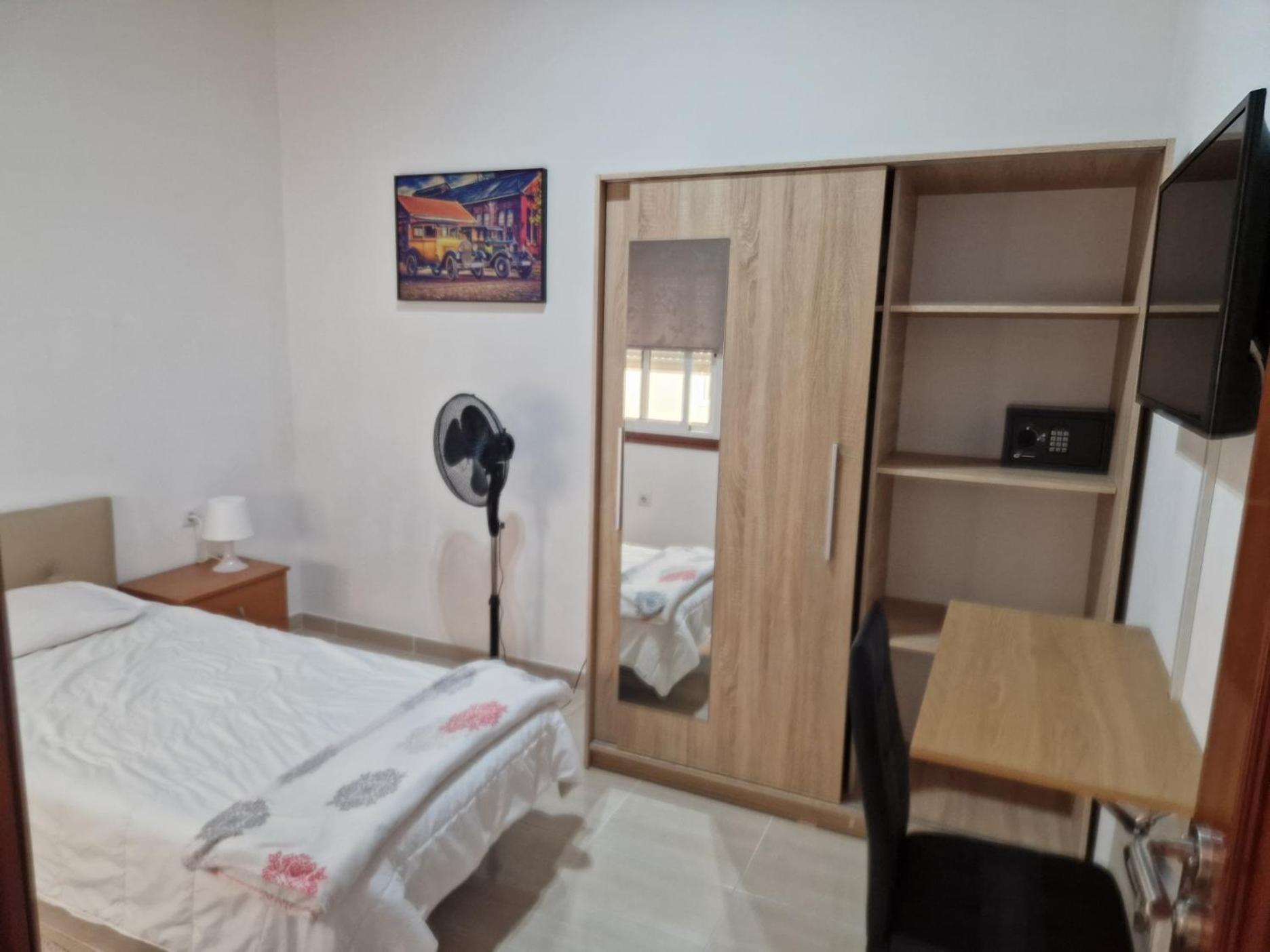Habitacion Individual Privada, Piso De 3 Habitaciones Con Areas Compartidas La Laguna  Bagian luar foto